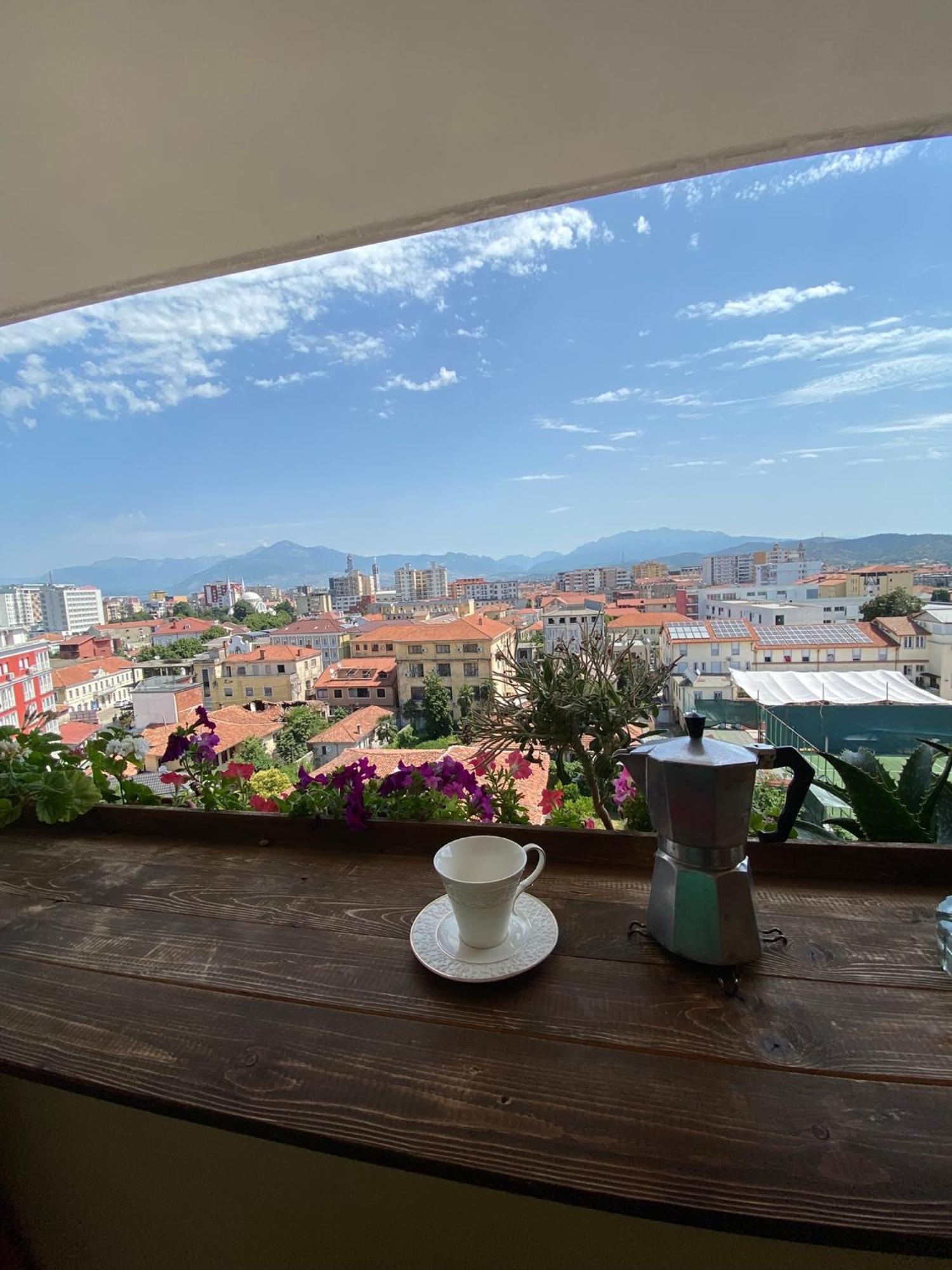 Stay The Night Shkodra Apartment City Centre Экстерьер фото